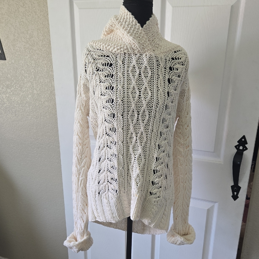 II Sisters Ivory Cable Knit Cowl‎ Neck Sweater Size L